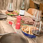 Hotel Vins De Dagne Montlaur (Aude)